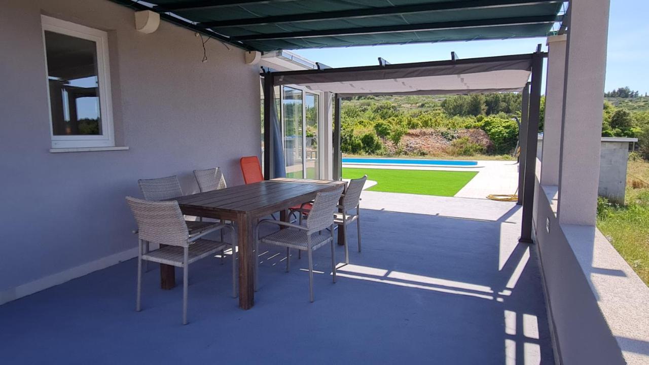 Nane Garden House With Heated Pool Villa Mirca  Exterior photo